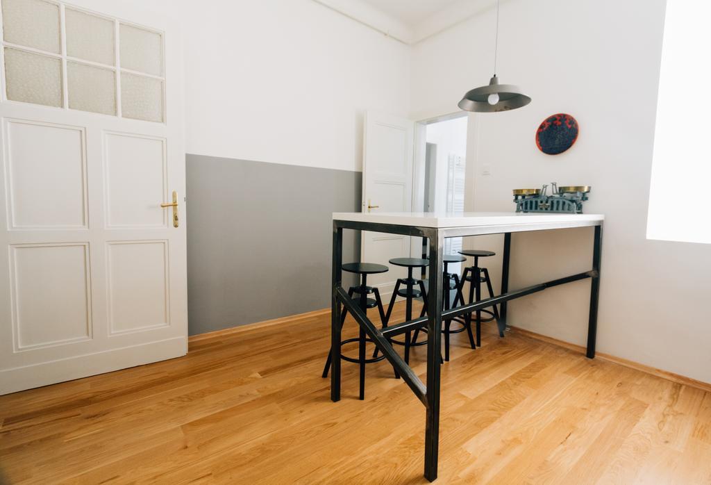 Mazuranic Square Apartment Zagreb Zimmer foto